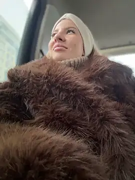 NewLale online show from December 21, 2025, 3:24 am