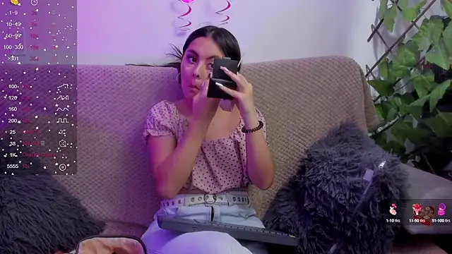 Snapshot of Murieel_69 chatting on January 21, 2025, 4:48 pm Murieel 69 online show from January 21, 2025, 4:48 pm