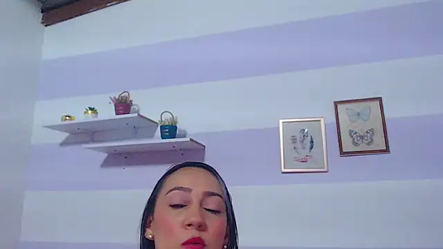kimberlyvega online show from June 4, 2026, 6:14 pm