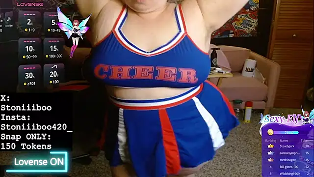 Snapshot of Stoniiiboo chatting on March 7, 2025, 4:22 pm Stoniiiboo online show from March 7, 2025, 4:22 pm