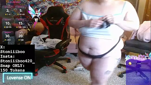 Snapshot of Stoniiiboo chatting on March 8, 2025, 3:02 pm Stoniiiboo online show from March 8, 2025, 3:02 pm