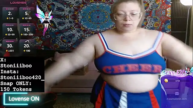 Snapshot of Stoniiiboo chatting on March 11, 2025, 1:12 pm Stoniiiboo online show from March 11, 2025, 1:12 pm