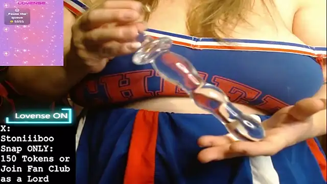 Snapshot of Stoniiiboo chatting on December 1, 2025, 1:38 pm Stoniiiboo online show from December 1, 2025, 1:38 pm