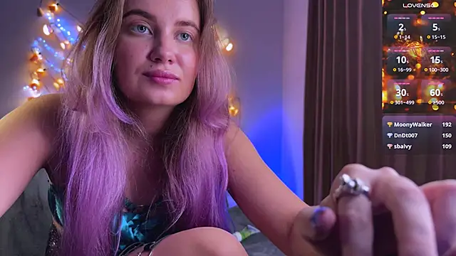 Snapshot of Femdom_Lola chatting on December 26, 2024, 6:43 pm Femdom Lola online show from December 26, 2024, 6:43 pm