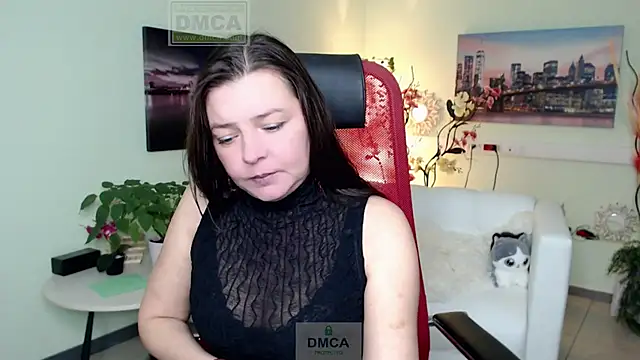 Lily flower7 online show from November 6, 2025, 4:13 am