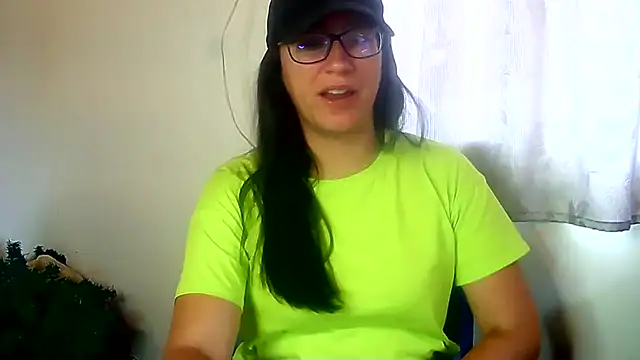 brittanycheeks online show from February 5, 2025, 7:31 pm