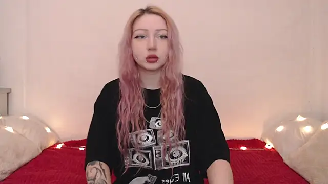 Emily hardcore online show from April 24, 2026, 9:06 pm