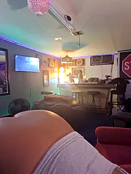 samone9 online show from December 17, 2024, 4:23 am