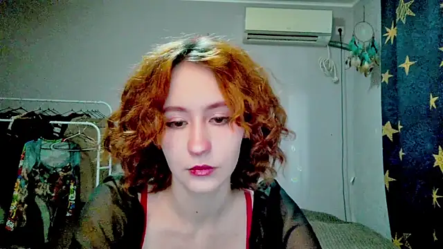 JoannaTompson online show from April 26, 2026, 1:47 am