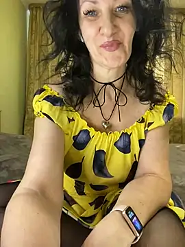 Snapshot of Katie-n chatting on February 20, 2025, 7:12 am Katie-n online show from February 20, 2025, 7:12 am