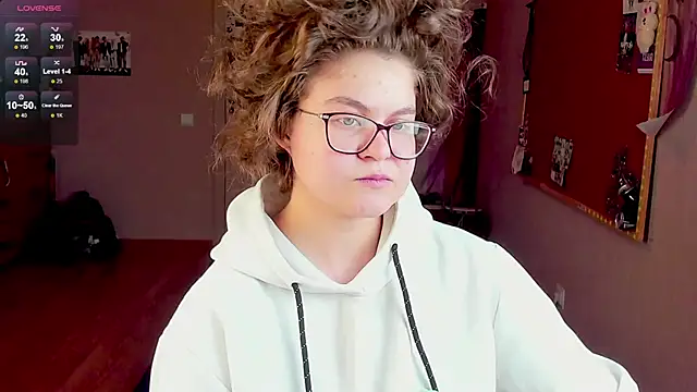 Snapshot of Sashy_Way chatting on January 3, 2025, 12:11 am Sashy Way online show from January 3, 2025, 12:11 am