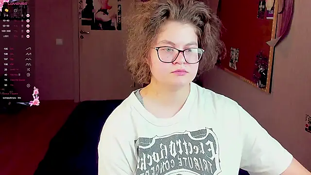 Snapshot of Sashy_Way chatting on January 12, 2025, 1:48 pm Sashy Way online show from January 12, 2025, 1:48 pm