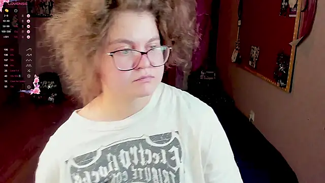 Snapshot of Sashy_Way chatting on January 26, 2025, 5:02 pm Sashy Way online show from January 26, 2025, 5:02 pm