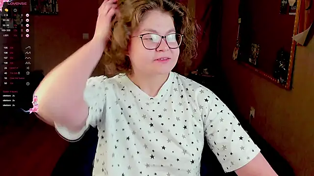 Snapshot of Sashy_Way chatting on March 10, 2025, 10:34 pm Sashy Way online show from March 10, 2025, 10:34 pm