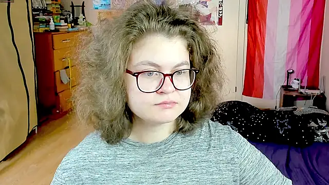 Snapshot of Sashy_Way chatting on October 10, 2025, 8:13 am Sashy Way online show from October 10, 2025, 8:13 am