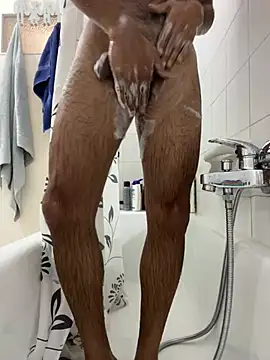 vinzpnr210 online show from December 28, 2024, 10:36 am