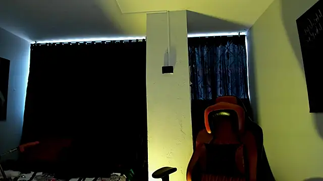 Snapshot of martina_foxy_ chatting on February 12, 2025, 3:27 pm martina foxy online show from February 12, 2025, 3:27 pm