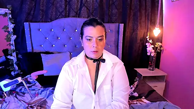 Snapshot of martina_foxy_ chatting on February 19, 2025, 2:34 pm martina foxy online show from February 19, 2025, 2:34 pm