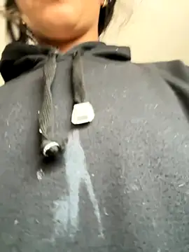 Snapshot of Mila_Morgan chatting on November 19, 2025, 5:46 pm Mila Morgan online show from November 19, 2025, 5:46 pm