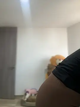 Mila Morgan online show from February 27, 2026, 6:52 pm