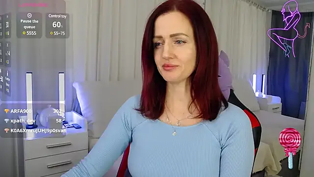 Snapshot of ElisaJane chatting on January 10, 2025, 1:21 am ElisaJane online show from January 10, 2025, 1:21 am