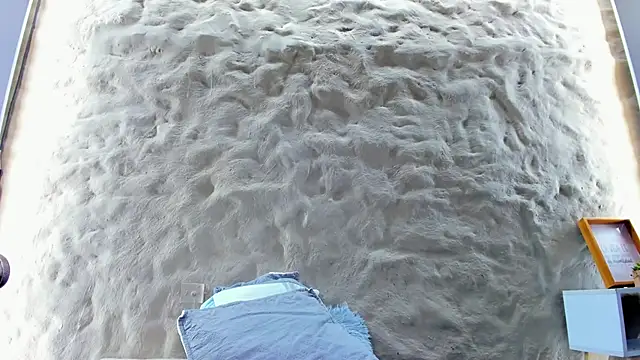 Isa  Blanc online show from March 22, 2025, 5:49 am