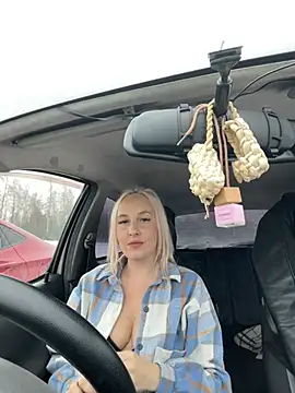 Snapshot of MerlinDave chatting on January 5, 2025, 4:47 am MerlinDave online show from January 5, 2025, 4:47 am