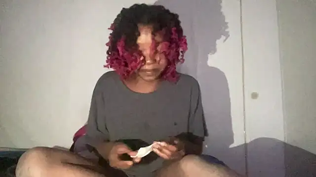 Snapshot of minimama69 chatting on November 20, 2025, 10:26 am minimama69 online show from November 20, 2025, 10:26 am