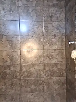 lauramcdowell1 online show from March 14, 2026, 3:50 pm