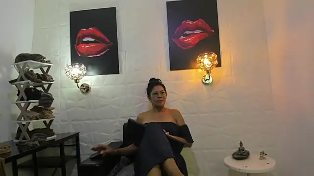 miss lucero1 online show from February 23, 2025, 1:24 am