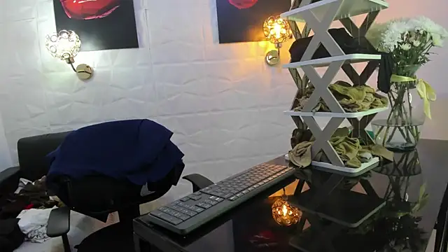 miss lucero1 online show from March 3, 2025, 7:49 pm