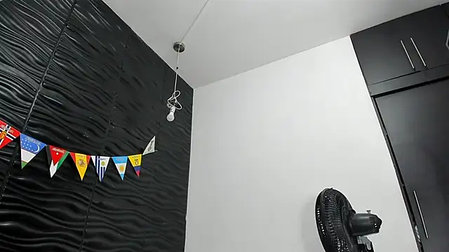 Snapshot of Ammy_Connor1 chatting on July 8, 2026, 10:14 pm Ammy Connor1 online show from July 8, 2026, 10:14 pm