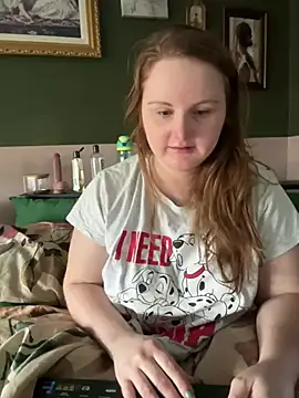 Snapshot of GingerSnap33 chatting on March 16, 2025, 5:28 pm GingerSnap33 online show from March 16, 2025, 5:28 pm