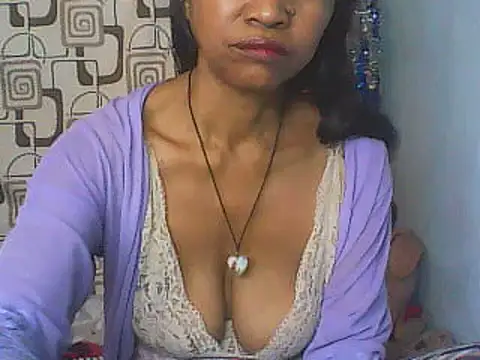 Snapshot of nene_belle chatting on May 28, 2026, 7:49 am nene belle online show from May 28, 2026, 7:49 am