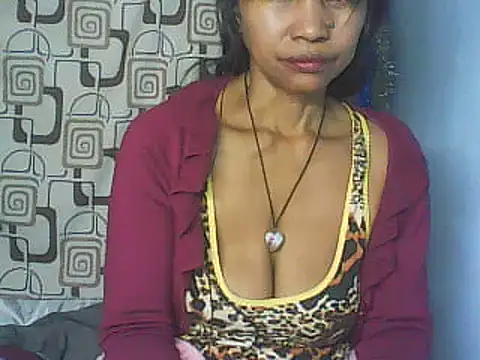Snapshot of nene_belle chatting on June 26, 2026, 7:57 am nene belle online show from June 26, 2026, 7:57 am