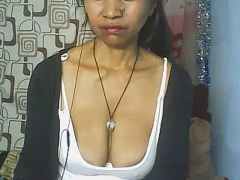 Snapshot of nene_belle chatting on July 23, 2026, 8:34 am nene belle online show from July 23, 2026, 8:34 am