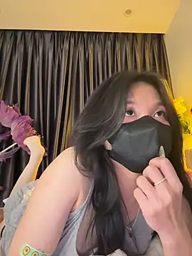 Snapshot of Nacy-Moonlight chatting on February 21, 2025, 6:59 pm Nacy-Moonlight online show from February 21, 2025, 6:59 pm