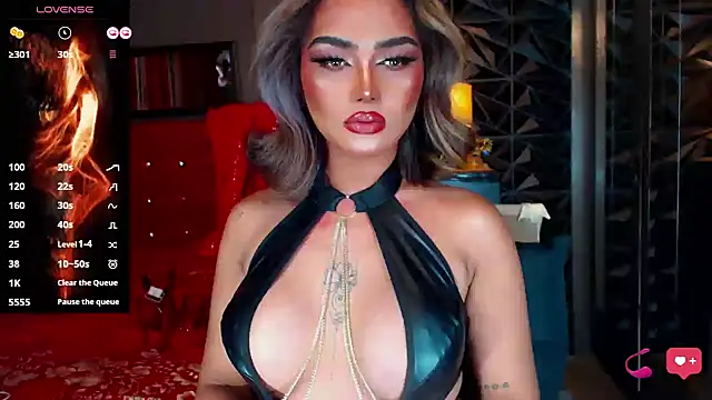 Snapshot of NatalyaFox chatting on October 10, 2025, 6:45 am NatalyaFox online show from October 10, 2025, 6:45 am