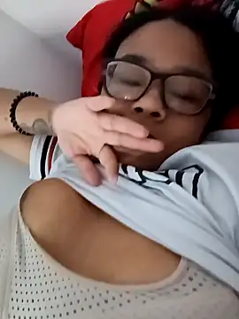 XMara online show from February 9, 2025, 10:32 pm