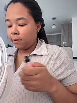 XMara online show from October 30, 2025, 5:02 pm