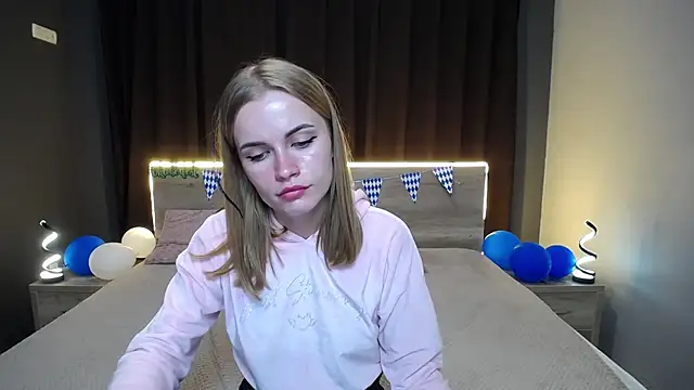 MargaritaKiss online show from September 23, 2025, 6:44 pm