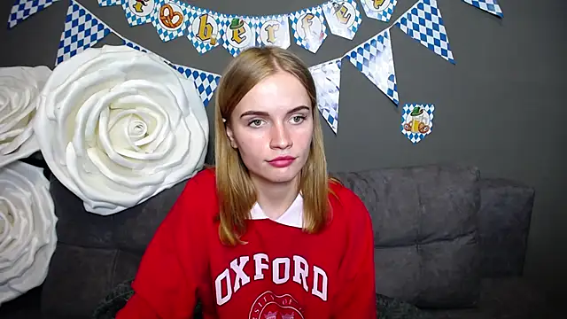 MargaritaKiss online show from October 9, 2025, 7:01 pm