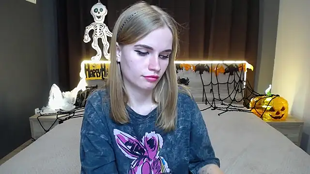 MargaritaKiss online show from October 16, 2025, 7:15 pm