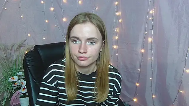 MargaritaKiss online show from April 23, 2026, 7:27 pm