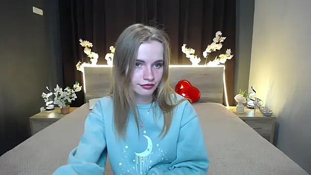 MargaritaKiss online show from April 24, 2026, 6:32 pm
