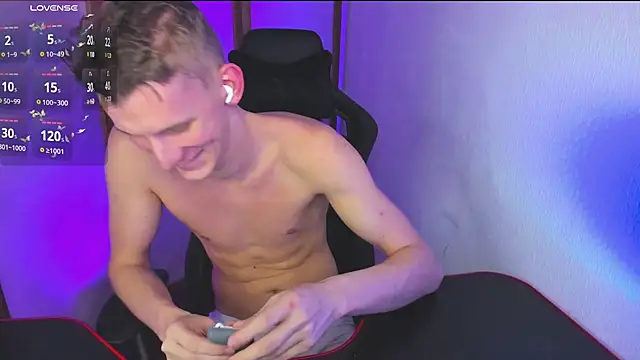 Brad Maloney online show from February 24, 2025, 8:25 pm