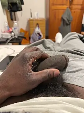 bigblackdick8inc online show from December 15, 2025, 3:22 am