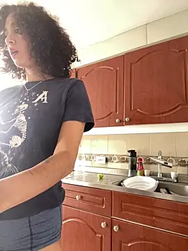 Snapshot of thaliacollins chatting on March 14, 2025, 2:52 pm thaliacollins online show from March 14, 2025, 2:52 pm