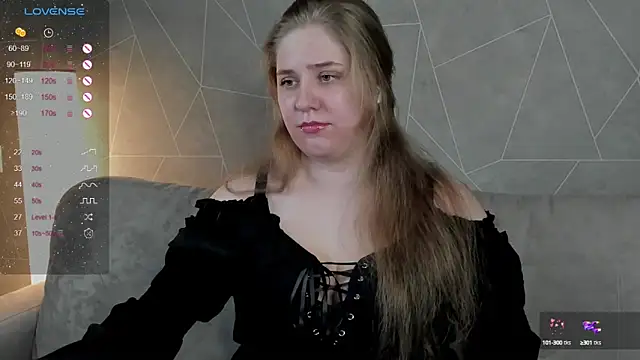 Snapshot of Megan_Violer chatting on January 29, 2025, 6:39 pm Megan Violer online show from January 29, 2025, 6:39 pm