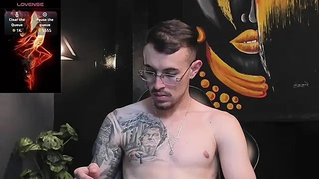 Snapshot of CodyWalkerR chatting on September 12, 2025, 5:13 pm CodyWalkerR online show from September 12, 2025, 5:13 pm